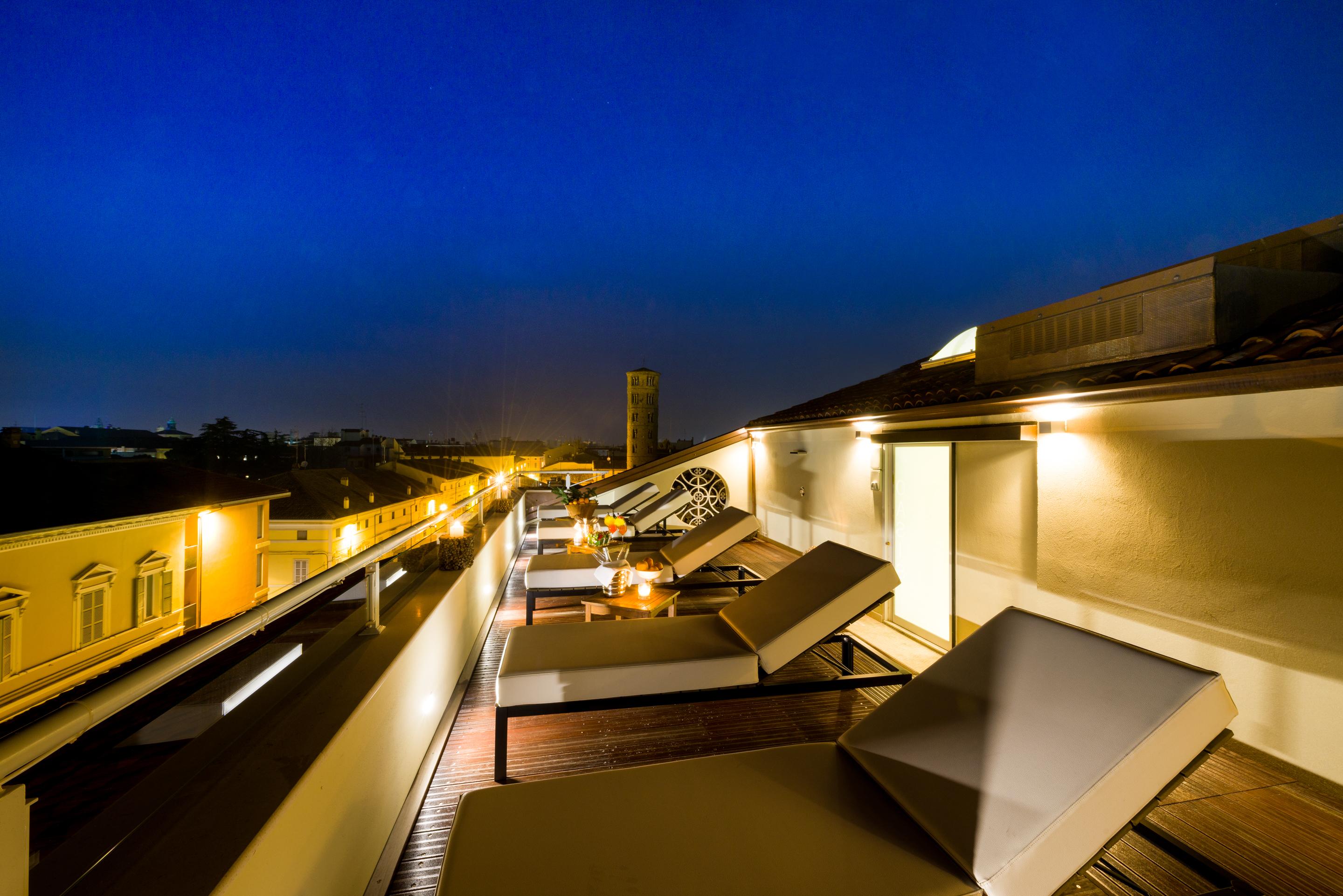 Palazzo Bezzi Hotel Равена Екстериор снимка