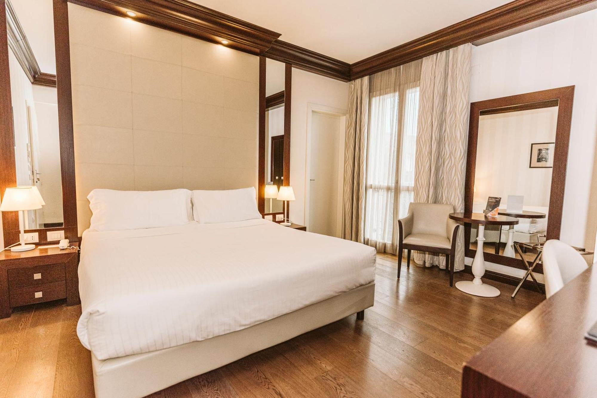Palazzo Bezzi Hotel Равена Екстериор снимка